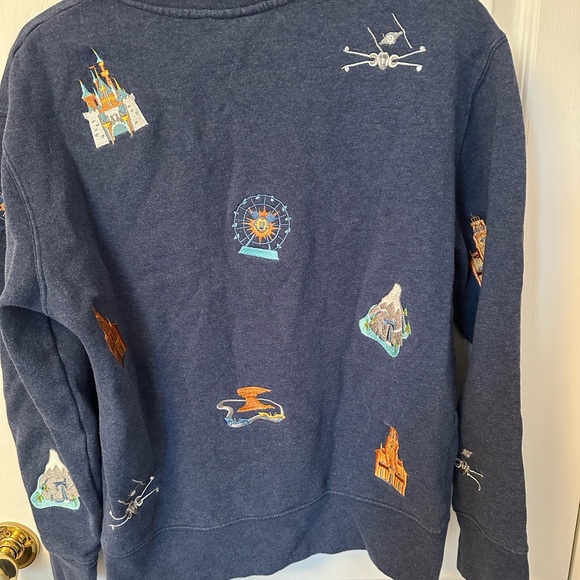 Disneyland embroidered crew neck size small - Picture 3 of 3